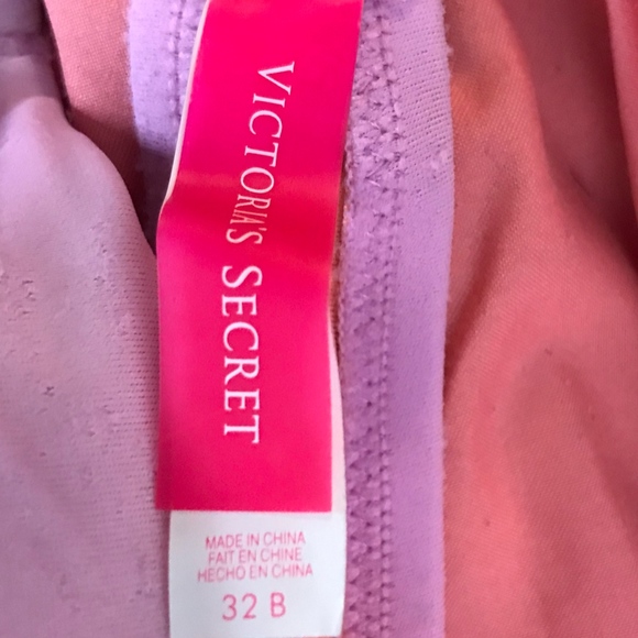 Victoria Secret Size 32 B Strapless Padded Bra - Picture 2 of 3